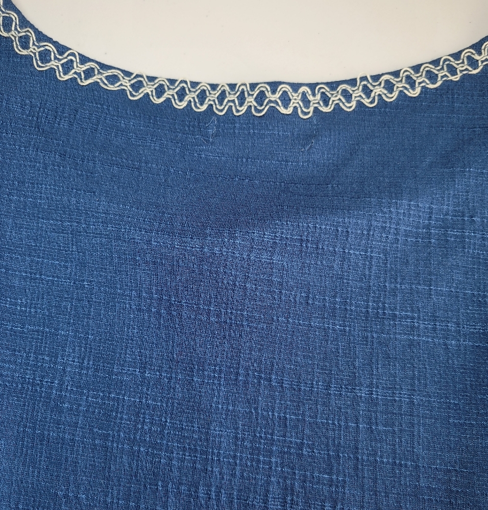 Max Studio Blue Embroidered Short Sleeve Blouse Size 3X - Picture 4 of 8